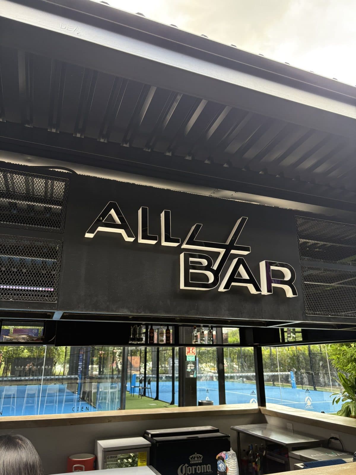 Letras 3D All Bar — día