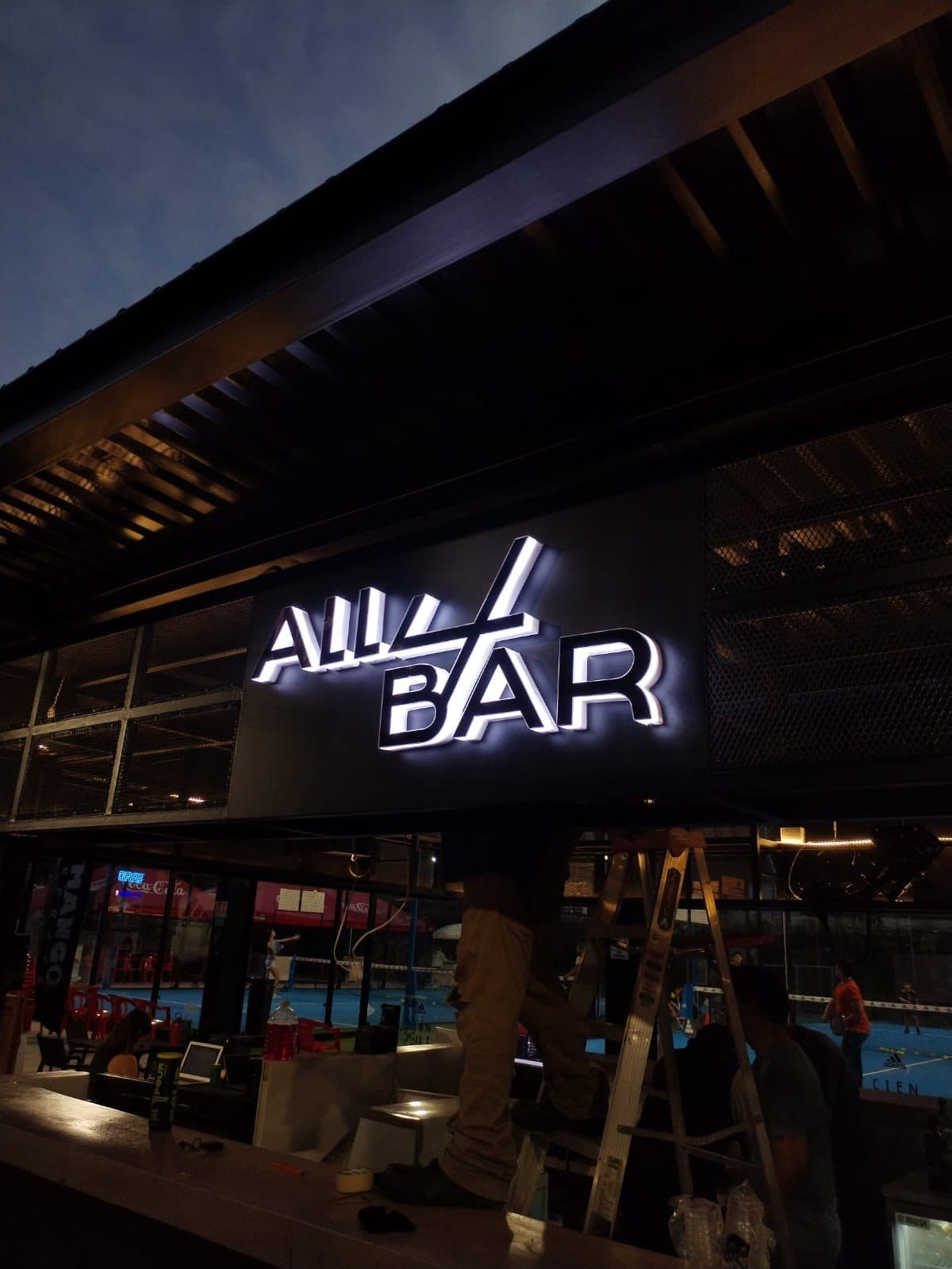 Letras 3D All Bar — noche — Letreros 3D y tipo block