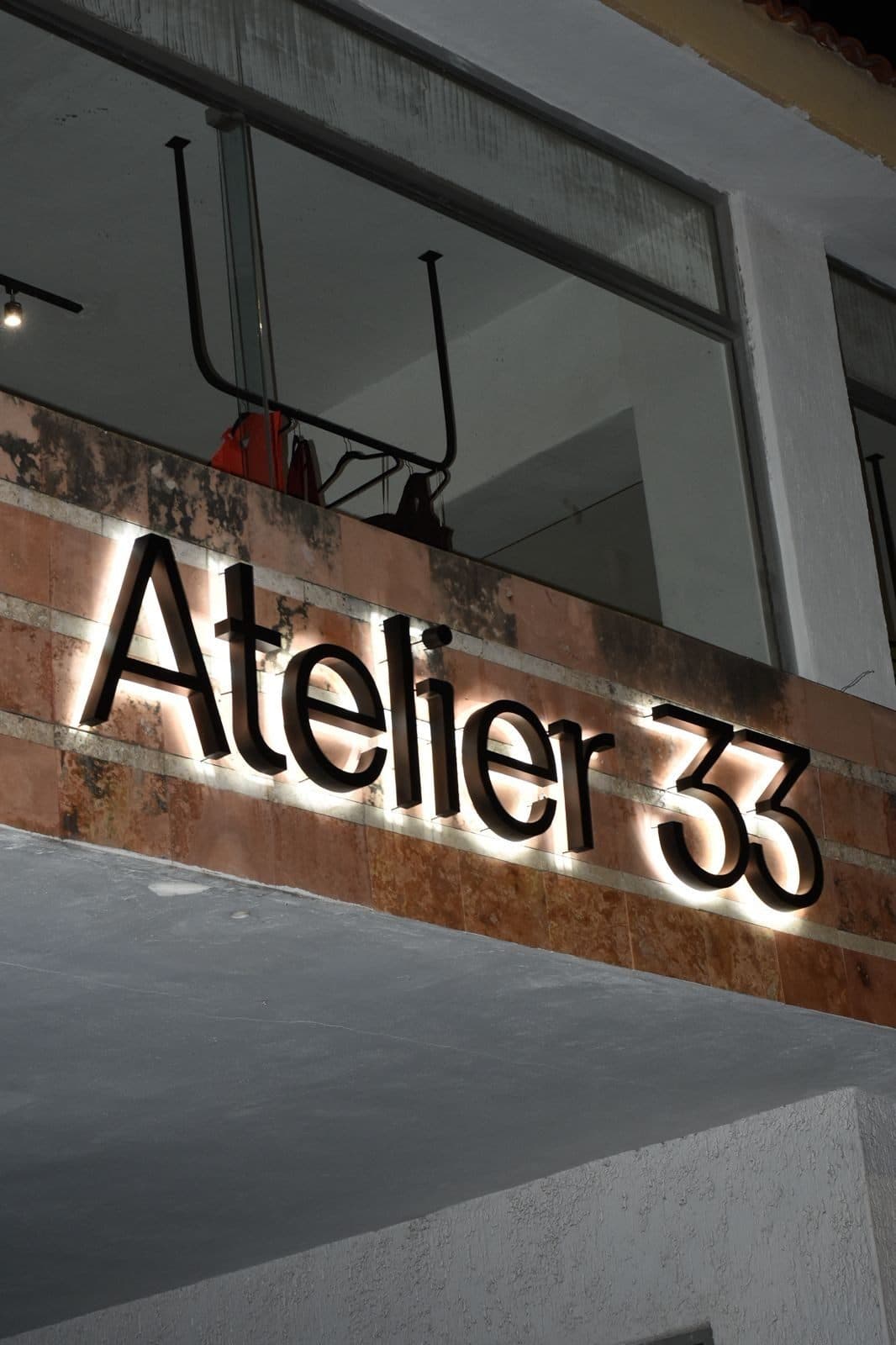 Letras 3D aluminio - Atelier 33 — Letreros 3D y tipo block