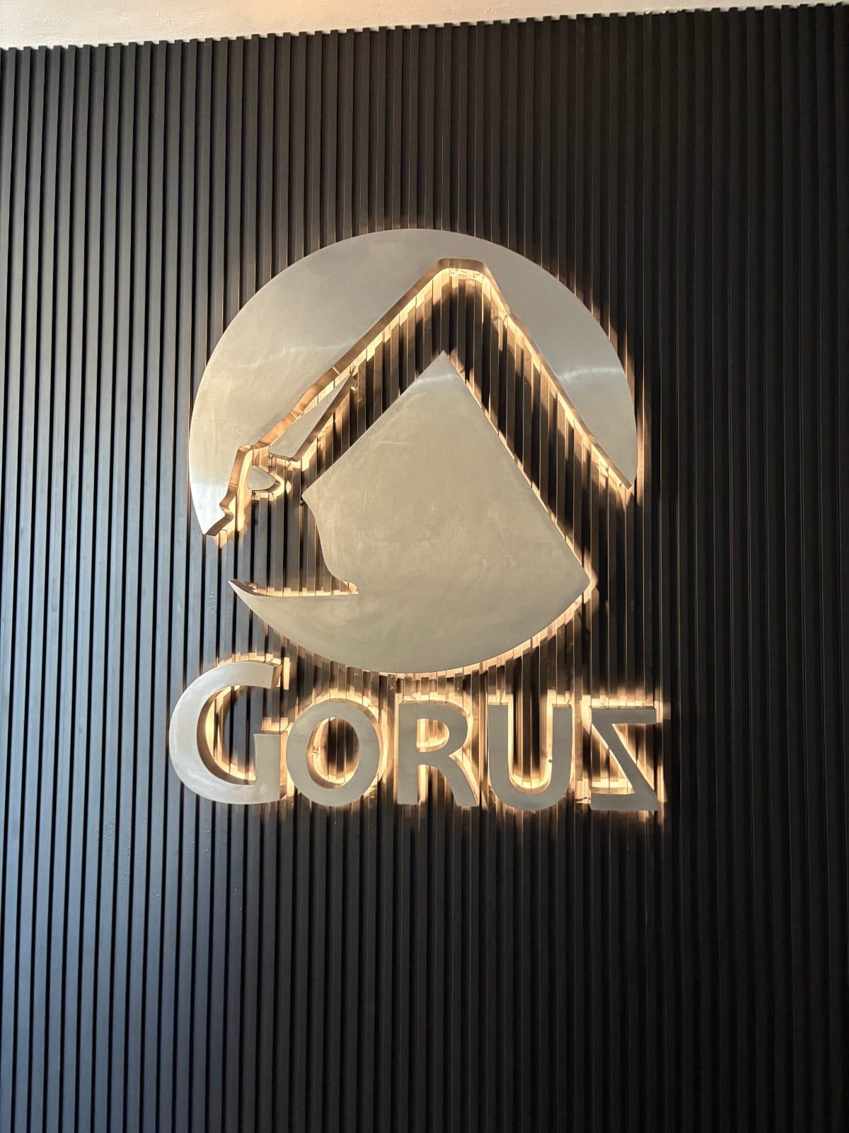 Letras 3D Acero - Goruz Maquinaria — Letreros 3D y tipo block