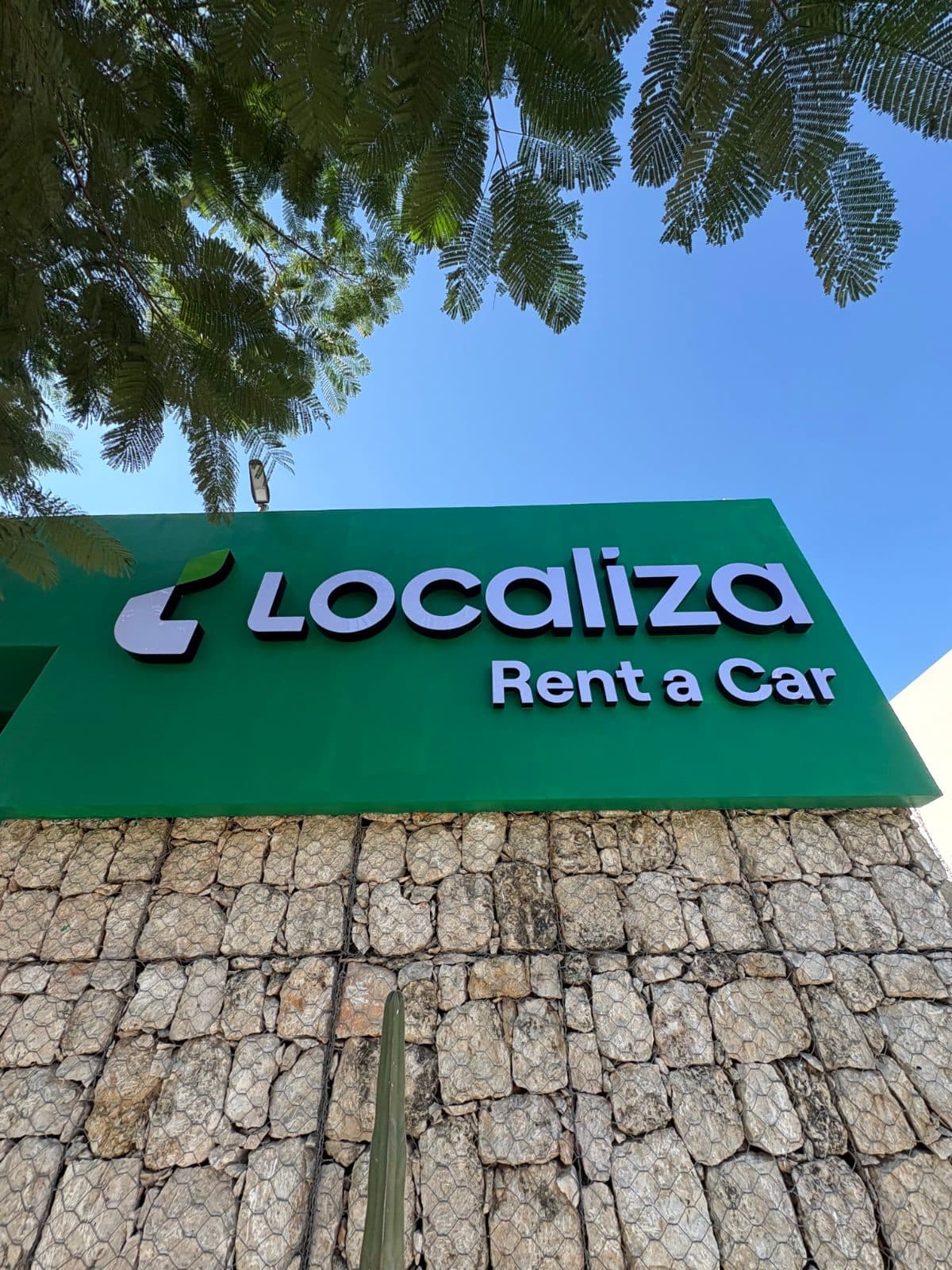 Letras 3D - Localiza Aeropuerto Mérida — Letreros 3D y tipo block