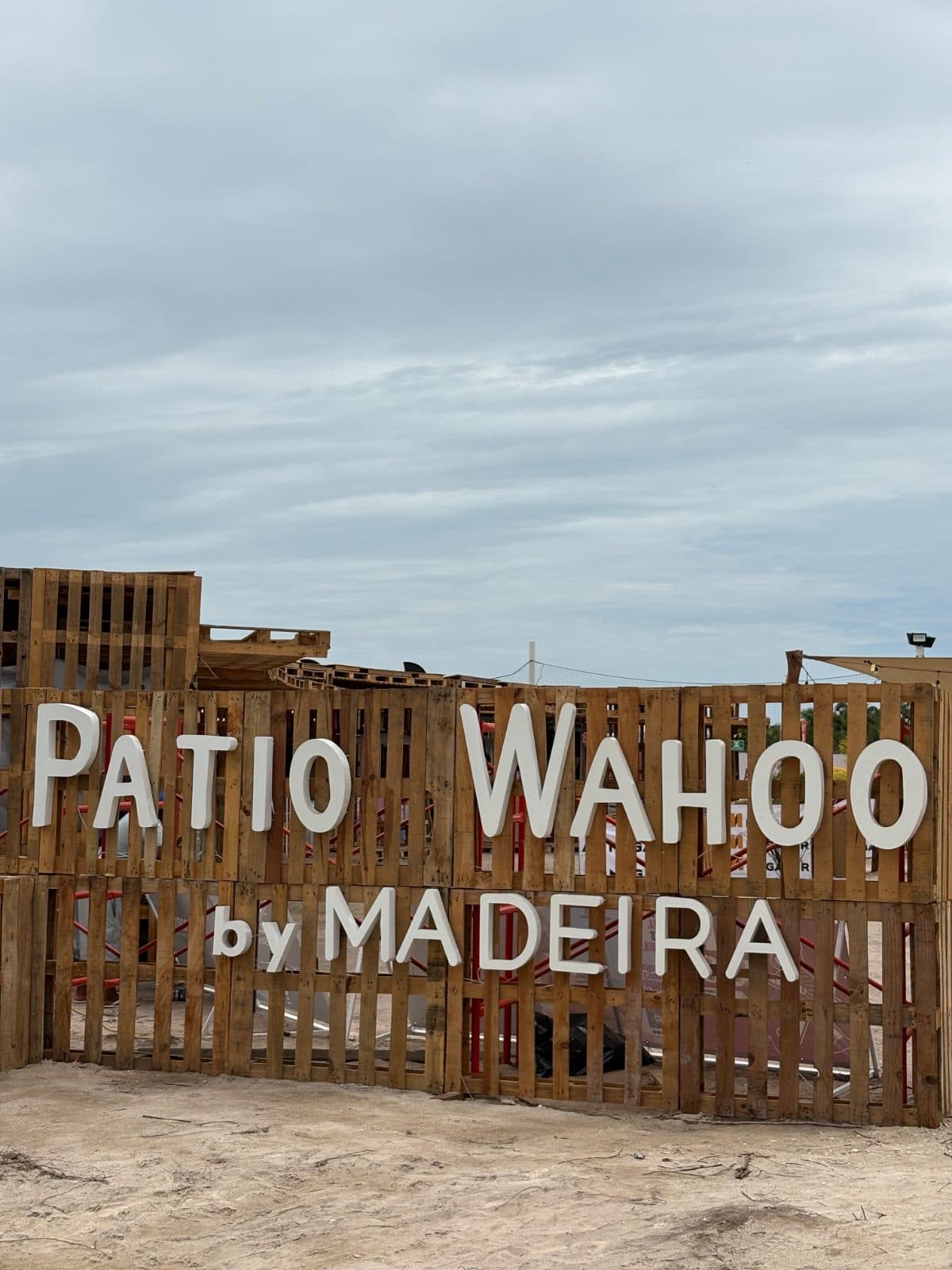 Letras 3D - Patio Wahoo — Letreros 3D y tipo block