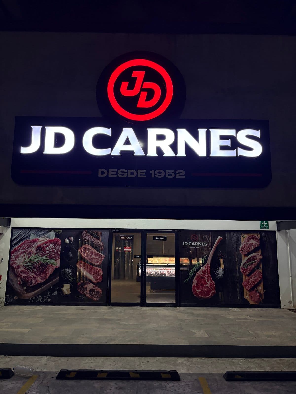 Letras 3D - JD Carnes CEDIS Periférico — Letreros 3D y tipo block