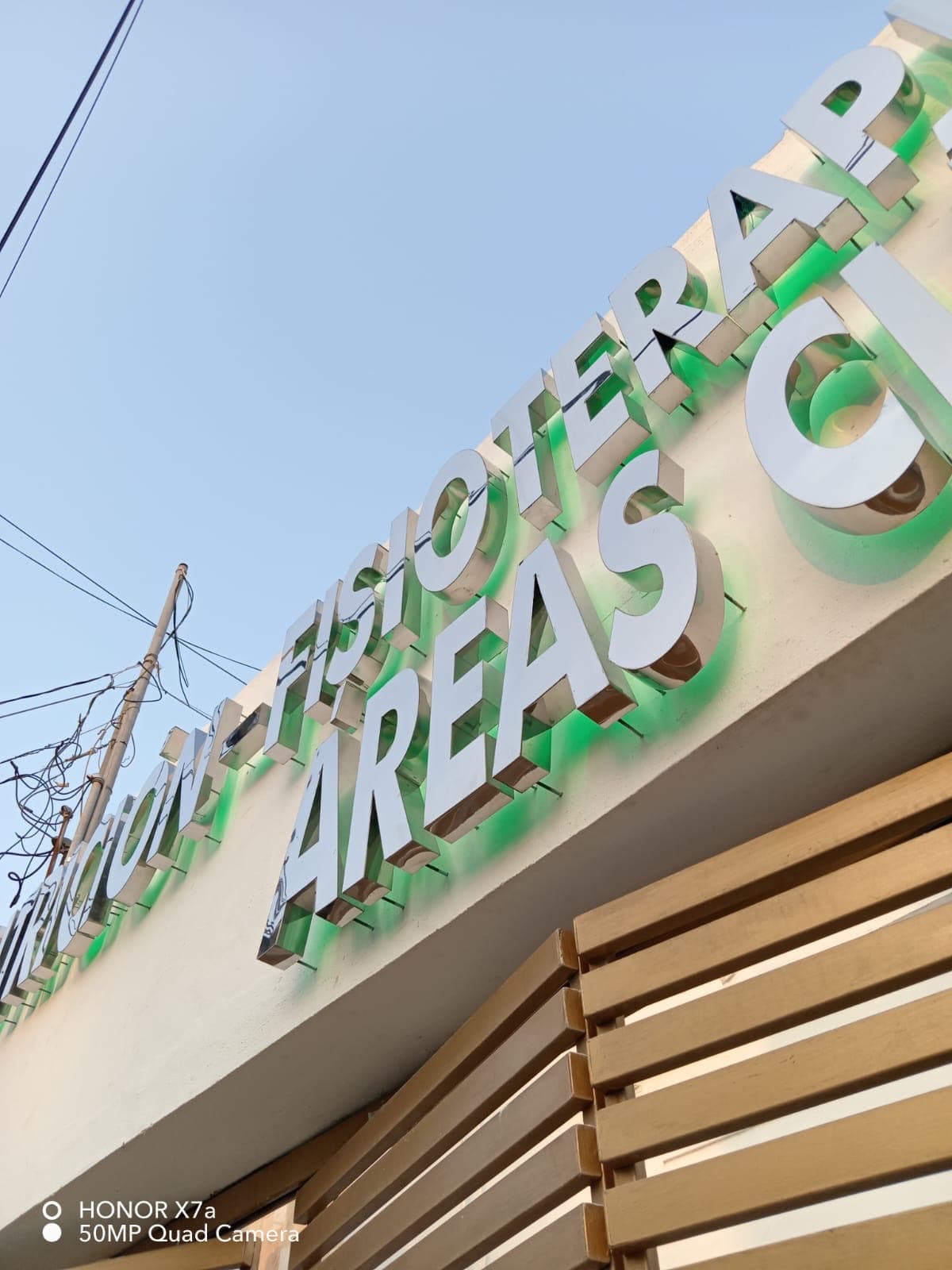 Letras 3D Acero Espejo — Letreros 3D y tipo block