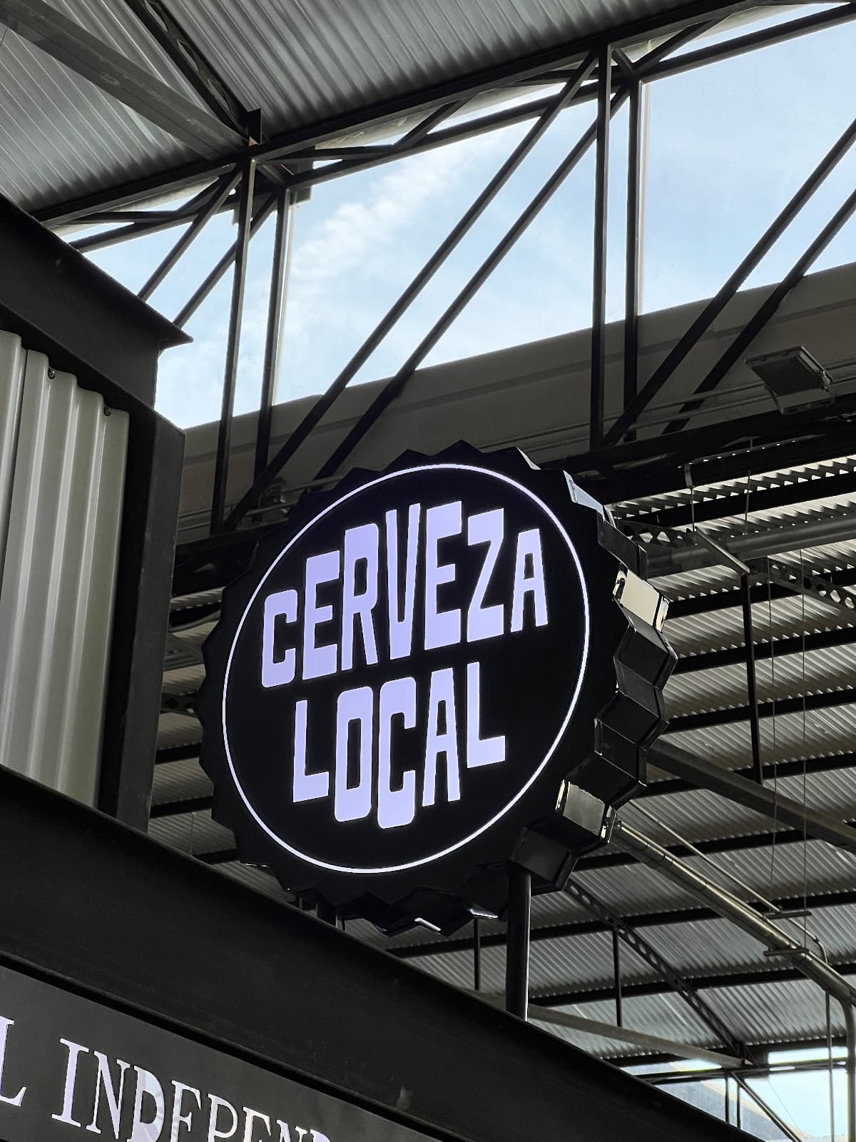 Letrero doble vista — Cajas de luz y anuncios luminosos