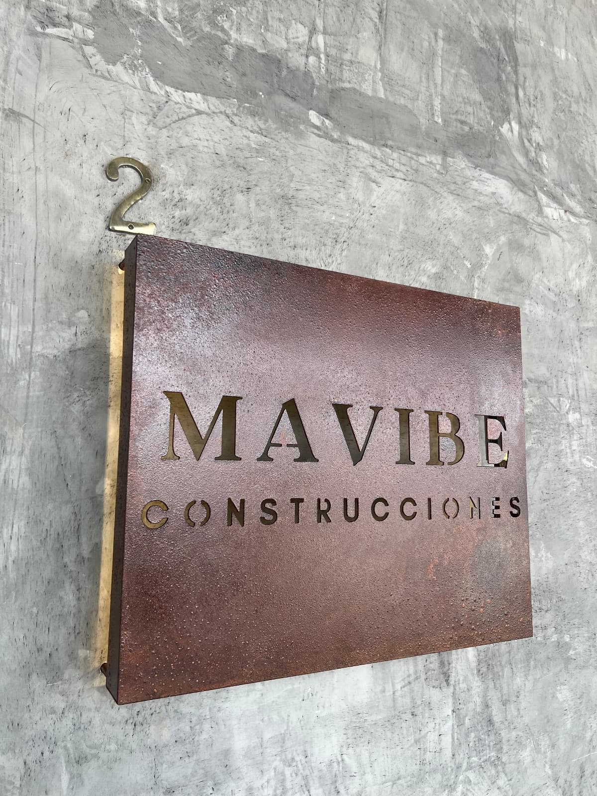 Cajón con Corte Láser - Mavibe Construcciones — Cajas de luz y anuncios luminosos